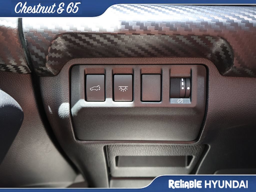 Used 2025 Subaru Ascent Premium AWD/4WD image 33