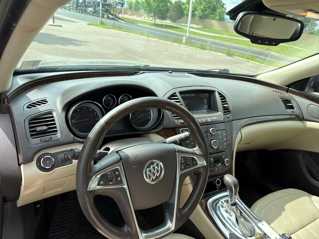 Used 2013 Buick Regal Premium FWD image 14