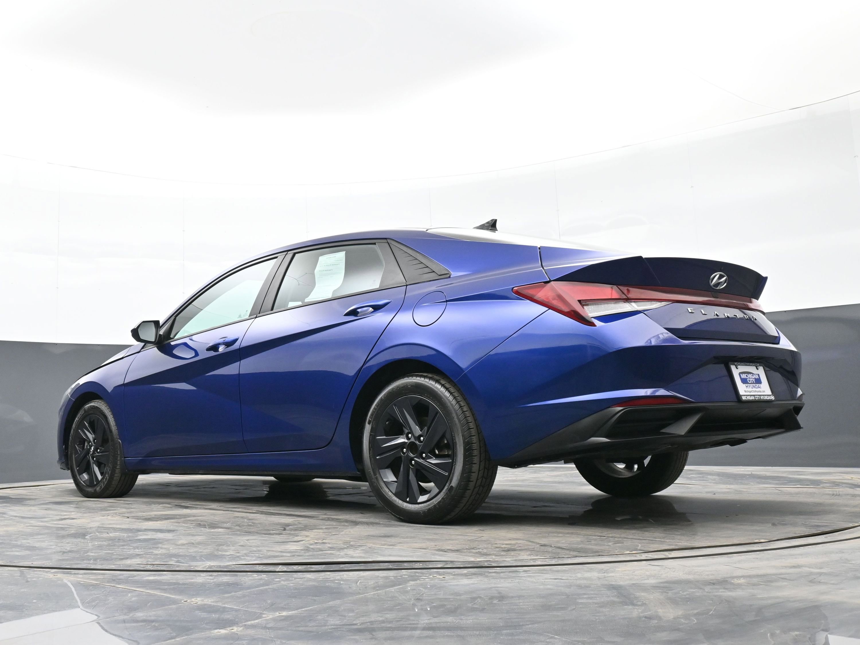 Certified 2022 Hyundai Elantra SEL w/ Convenience Package image 40