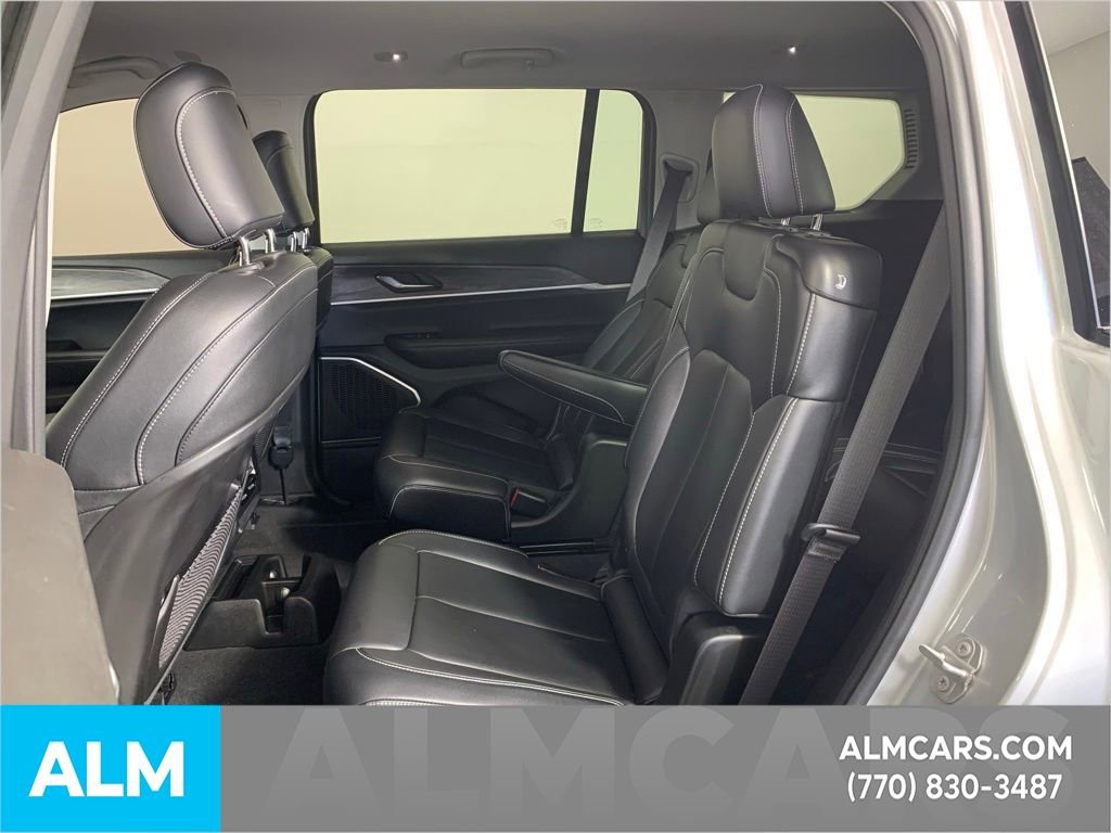 Used 2022 Jeep Grand Cherokee L Limited image 32