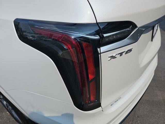 Used 2025 Cadillac XT6 Sport w/ Technology Package image 37