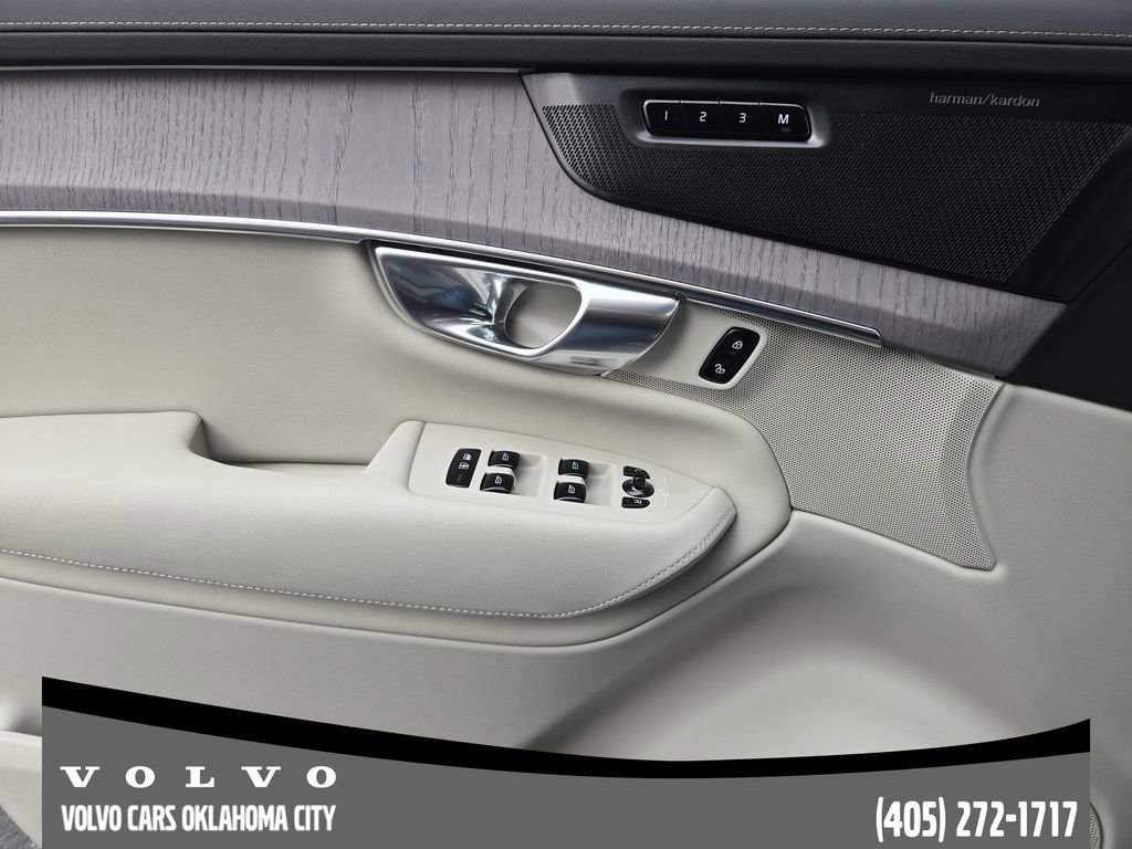 Used 2026 Volvo XC90 B6 Ultra image 22