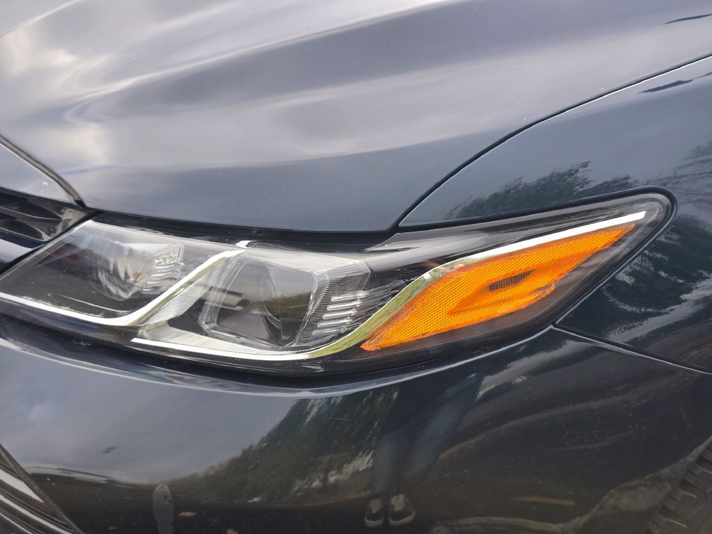 Used 2018 Toyota Camry LE FWD image 19