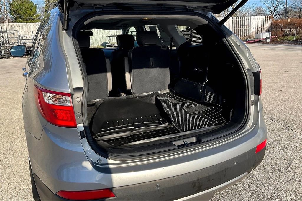 Used 2016 Hyundai Santa Fe Limited w/ Option Group 04 image 28