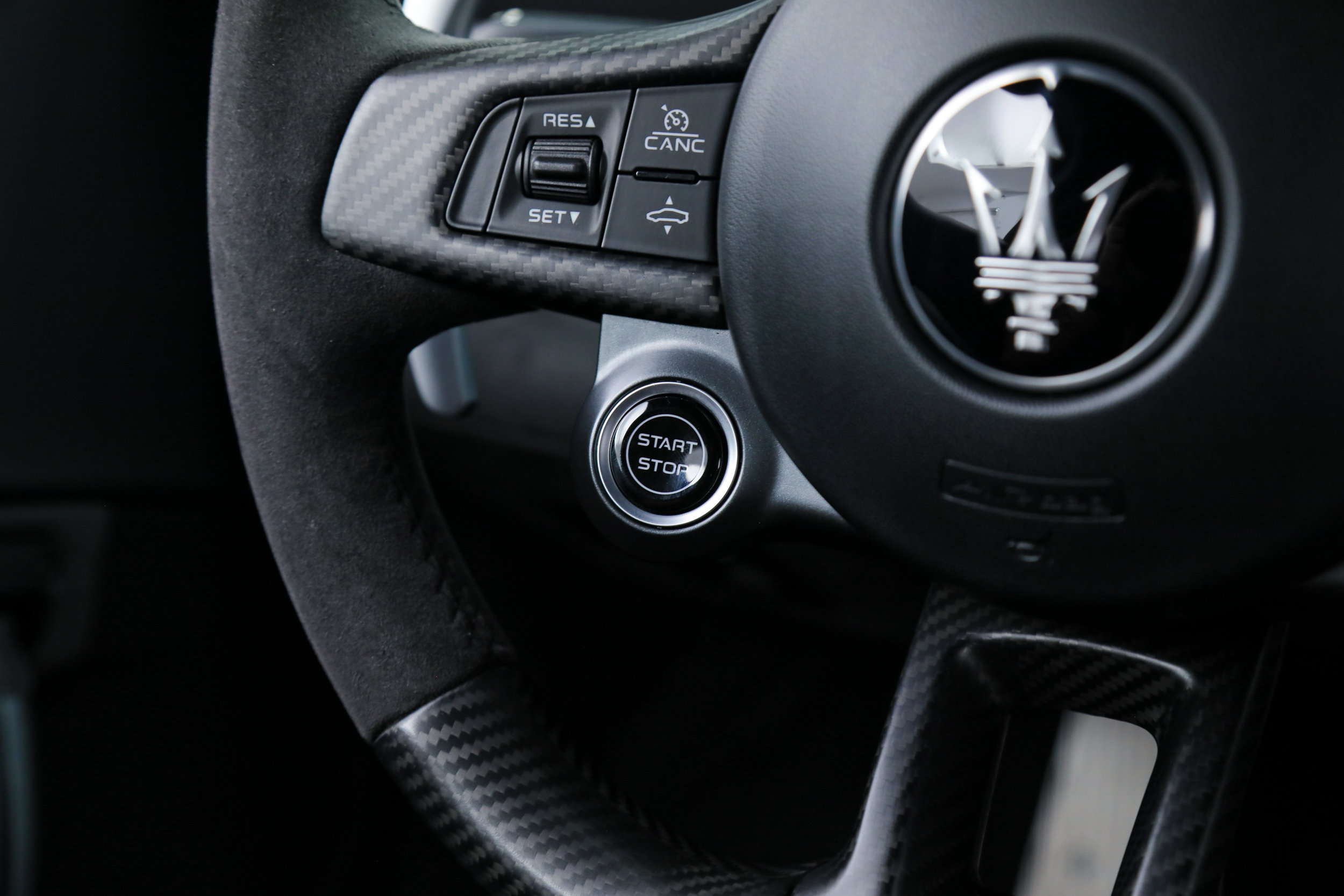 Certified 2022 Maserati MC20 Coupe RWD image 41