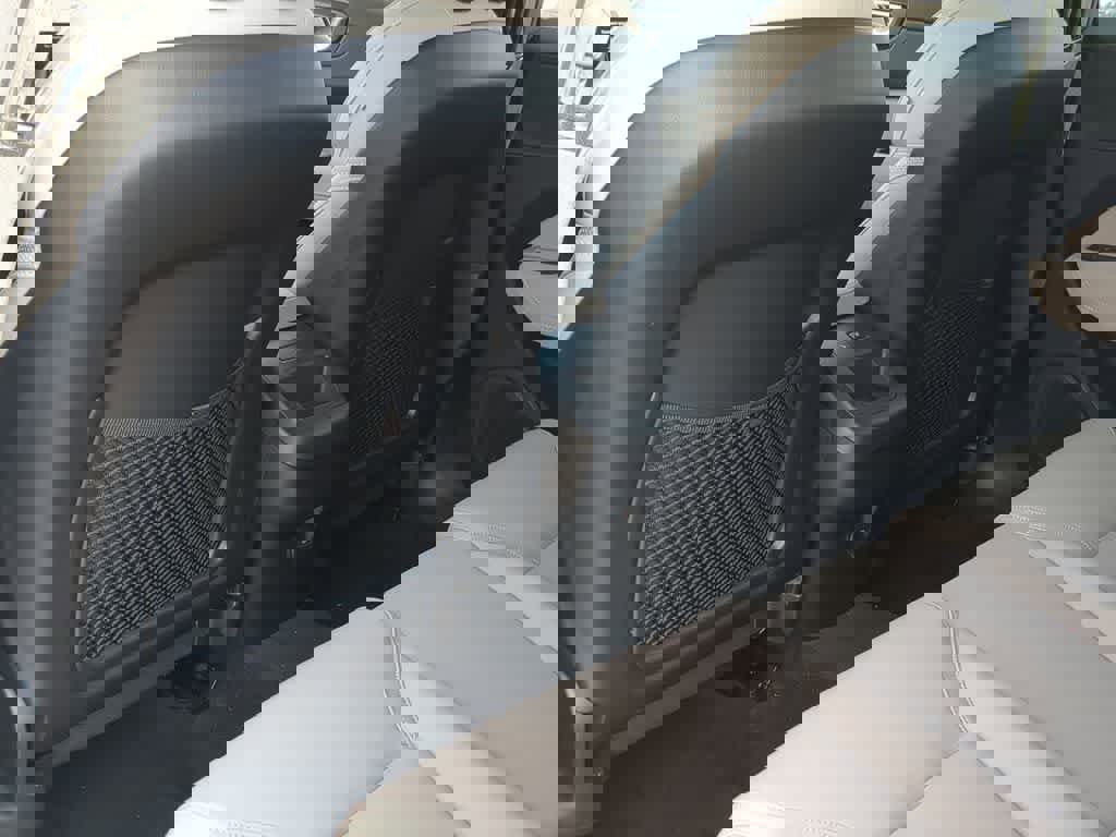 New 2026 Volvo XC60 B5 Core w/ Protection Package Premier image 17