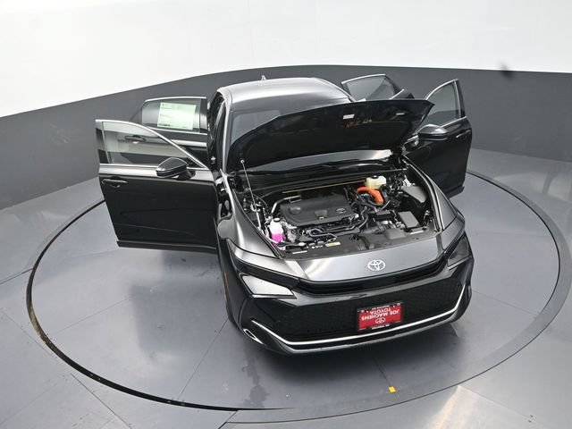 New 2026 Toyota Crown AWD/4WD image 37
