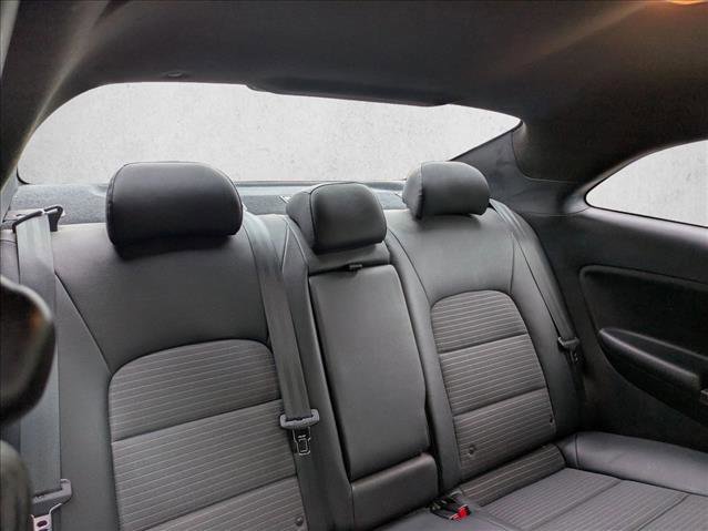 Used 2015 Kia Forte Koup SX image 18