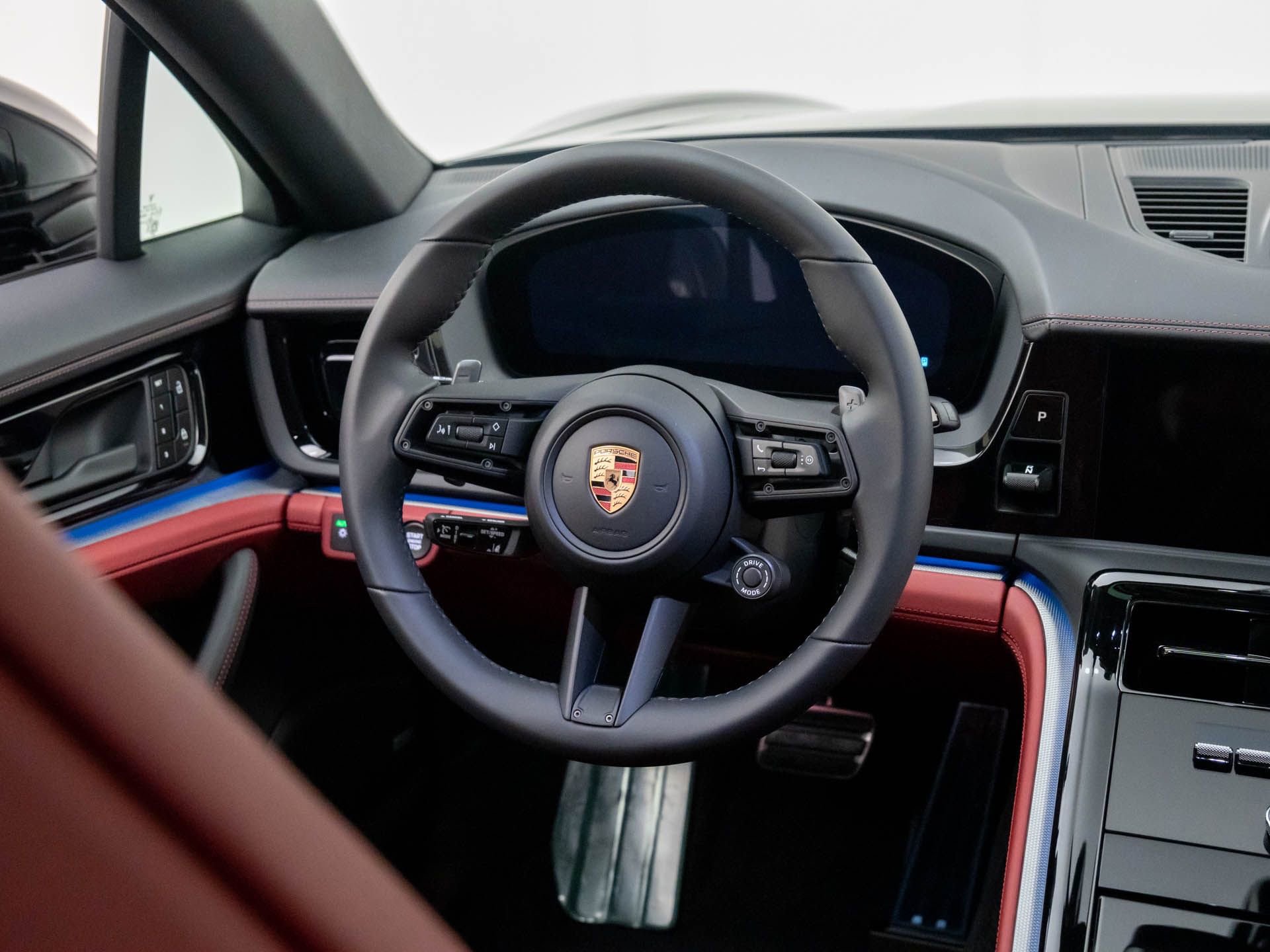 New 2026 Porsche Panamera 4 image 12