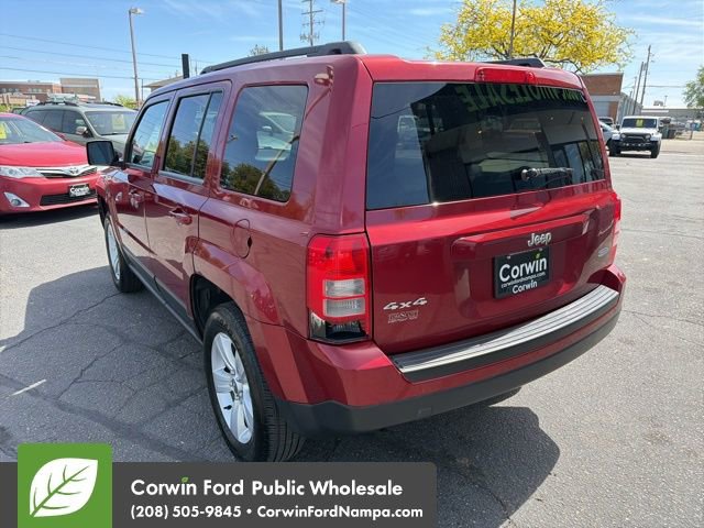 Used 2014 Jeep Patriot Latitude AWD/4WD image 7