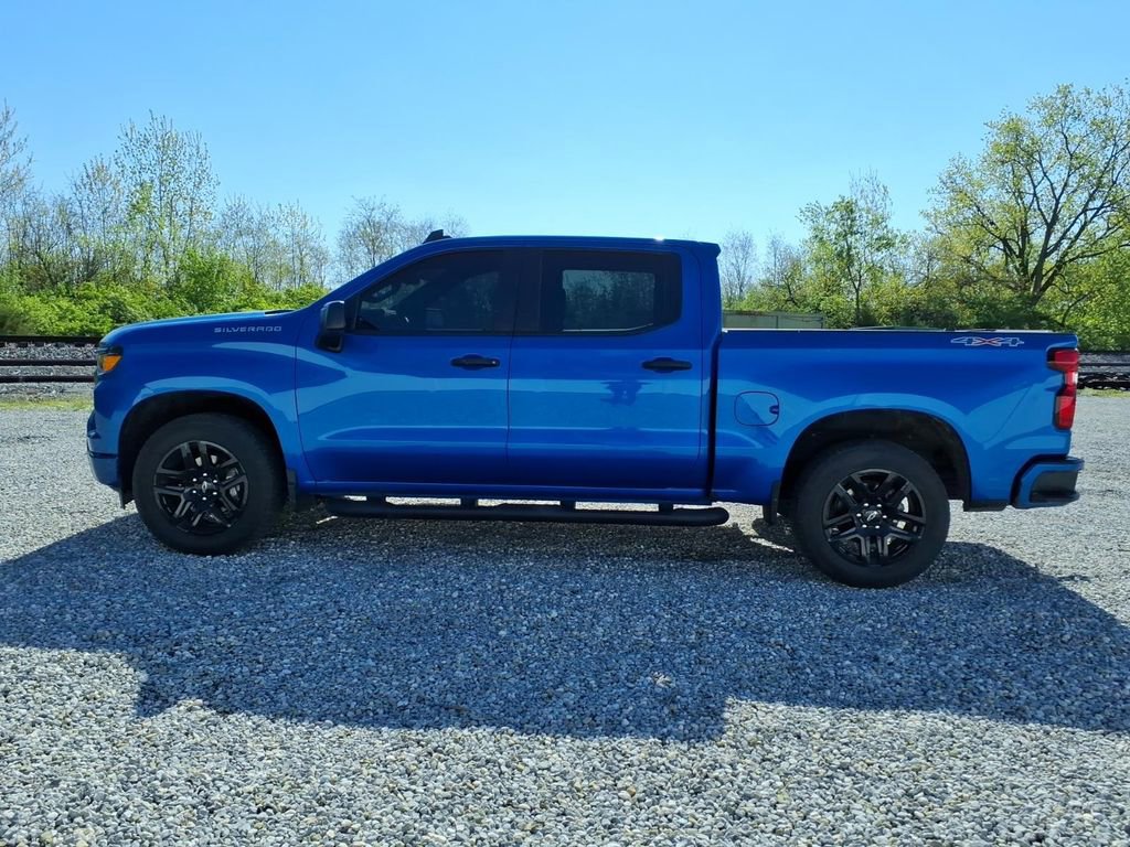 Used 2024 Chevrolet Silverado 1500 Custom AWD/4WD image 5