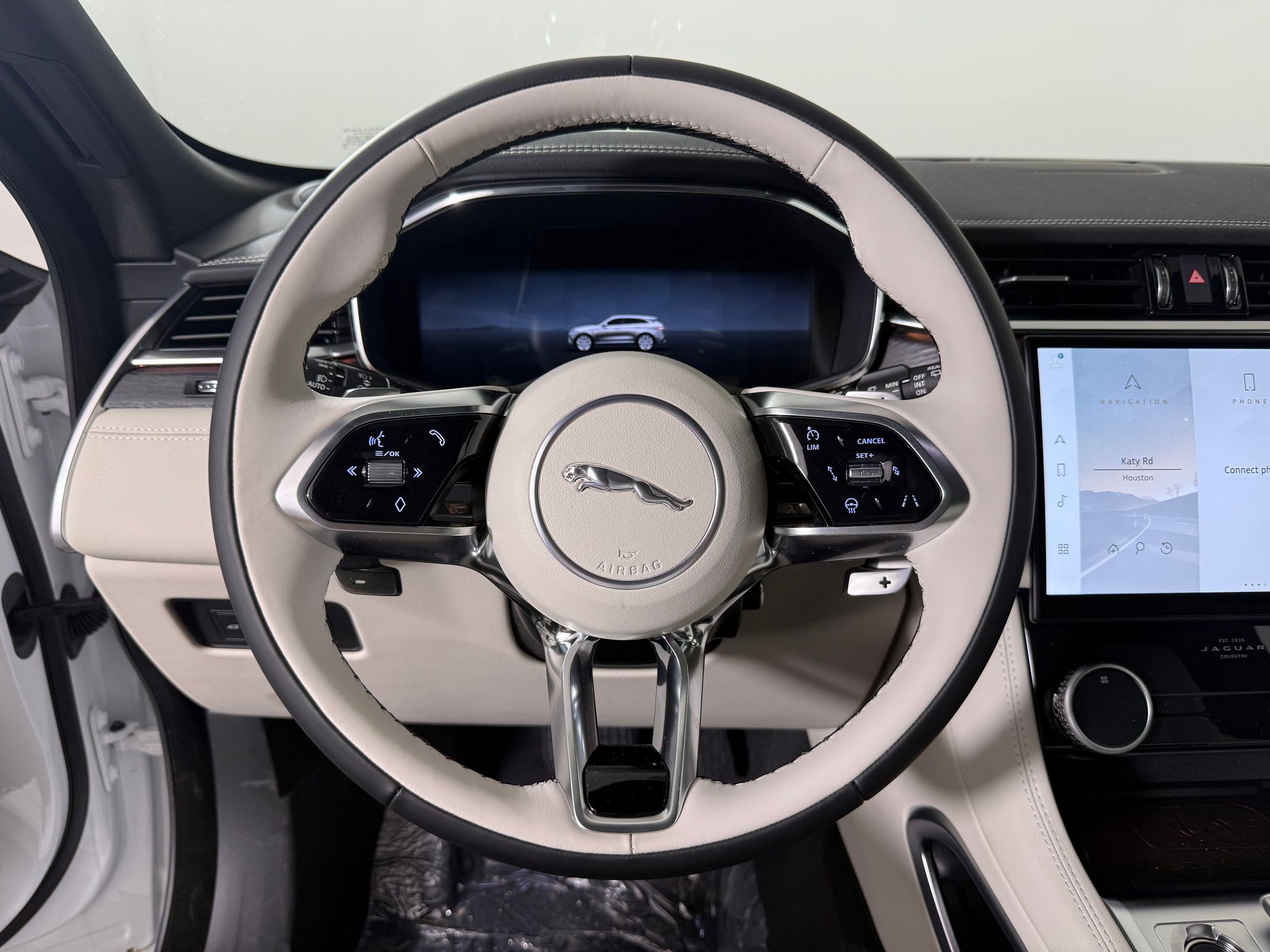 New 2026 Jaguar F-PACE R-Dynamic S AWD/4WD image 10