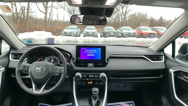 Used 2023 Toyota RAV4 XLE image 24