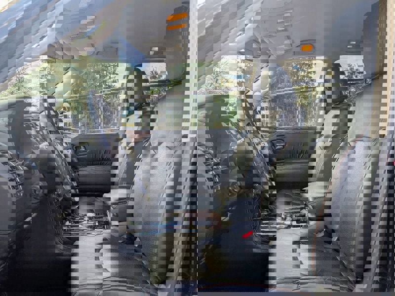 Used 2017 Nissan Armada SL w/ Interior Lighting Package image 27