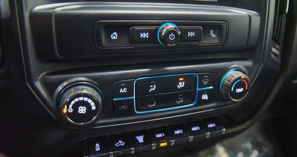 Used 2019 GMC Sierra 3500 4x4 Crew Cab w/ Sierra Convenience Package image 14