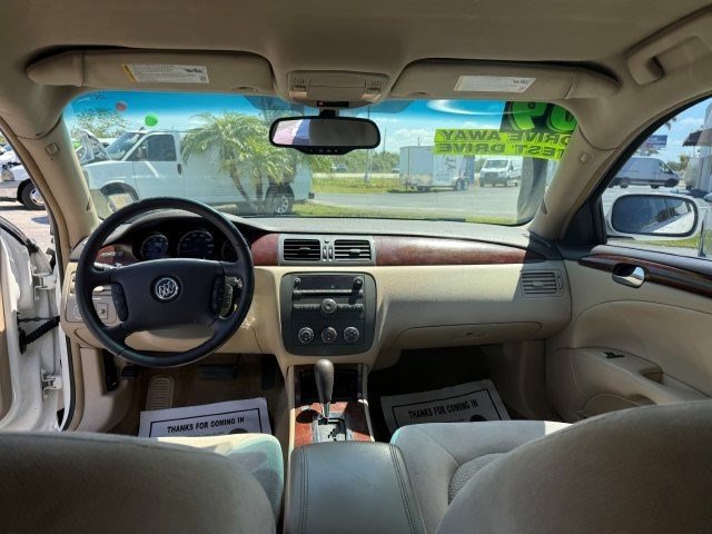 Used 2009 Buick Lucerne CX image 12