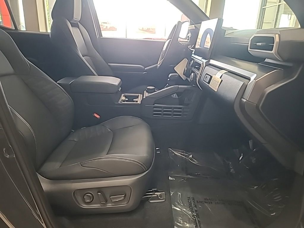 New 2026 Toyota 4Runner TRD Off-Road Premium AWD/4WD image 16