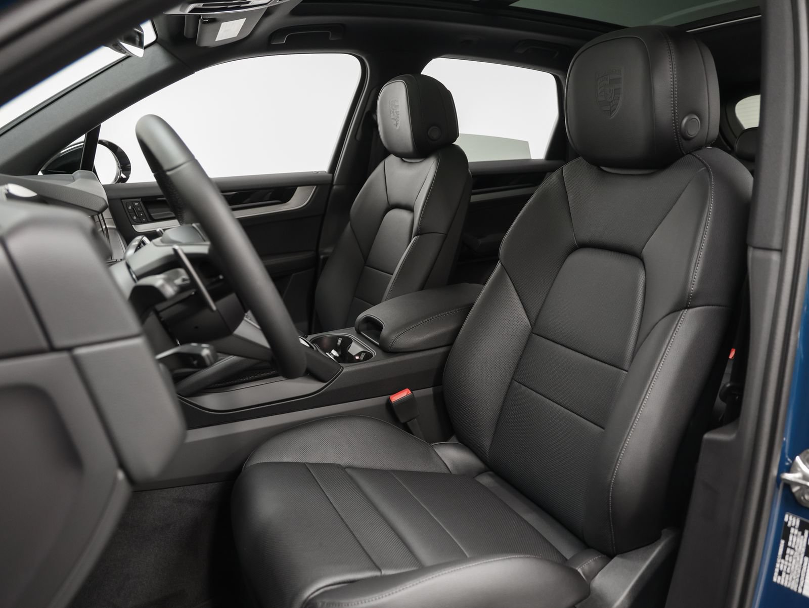 New 2026 Porsche Cayenne AWD/4WD image 5