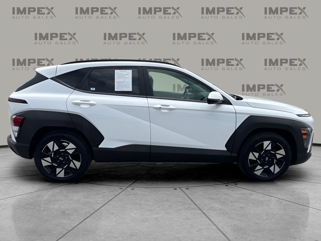 Used 2024 Hyundai Kona SEL FWD image 6
