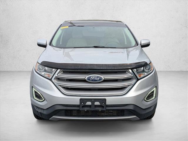 Used 2017 Ford Edge Titanium w/ Equipment Group 301A FWD image 3