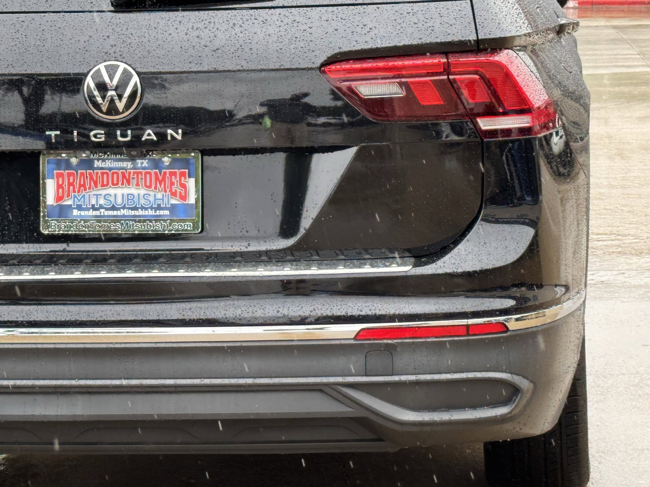 Used 2022 Volkswagen Tiguan SE FWD image 7