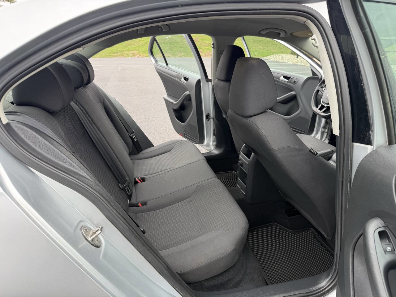 Used 2015 Volkswagen Jetta S w/ Welcome Package FWD image 13