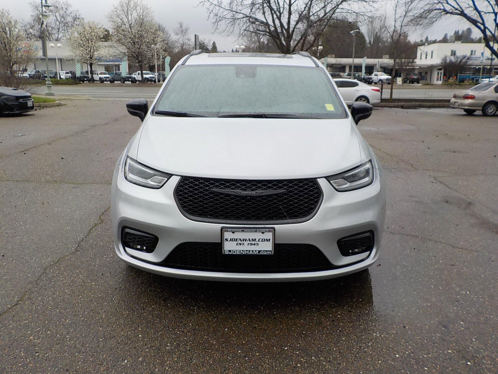 New 2026 Chrysler Pacifica Limited w/ S Appearance Package image 3