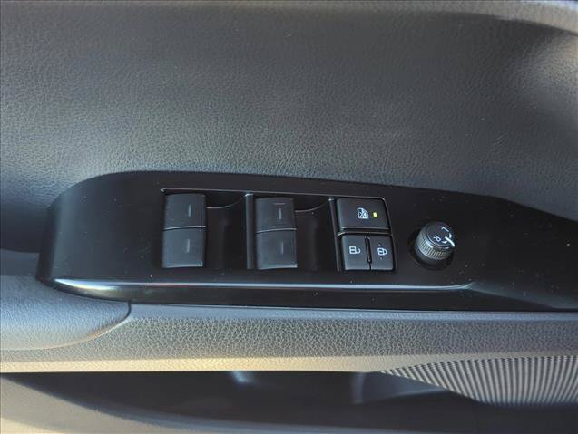 Certified 2025 Toyota Camry SE w/ Convenience Package FWD image 8