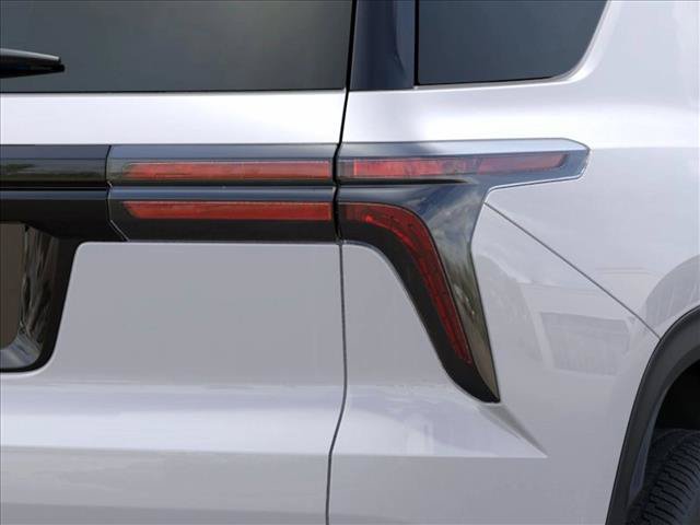 New 2025 Chevrolet Traverse LT w/ Driver Confidence Package FWD image 11
