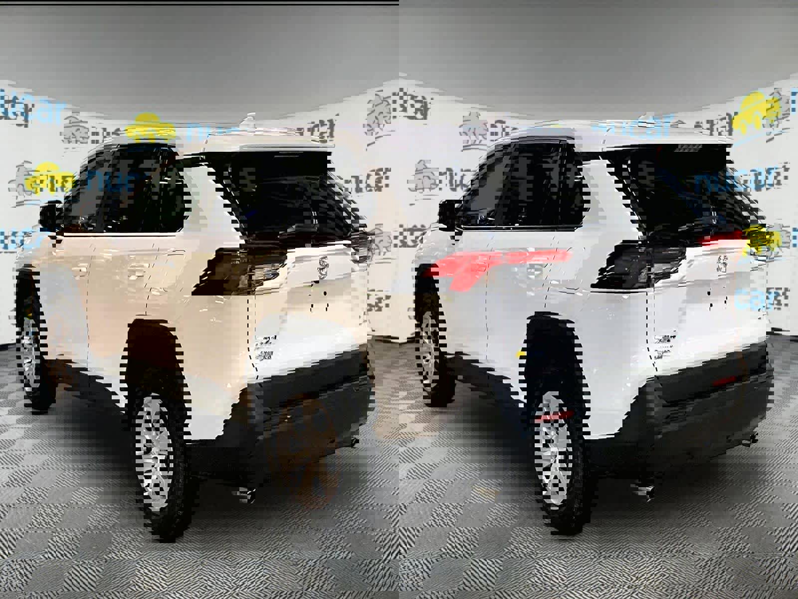 Used 2025 Toyota RAV4 LE image 4