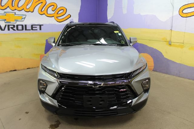 New 2026 Chevrolet Blazer RS w/ Driver Confidence II Package AWD/4WD image 3