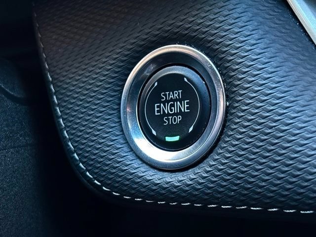 Used 2025 Chevrolet Equinox LT FWD image 25