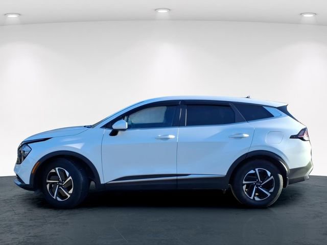 Used 2023 Kia Sportage LX image 11
