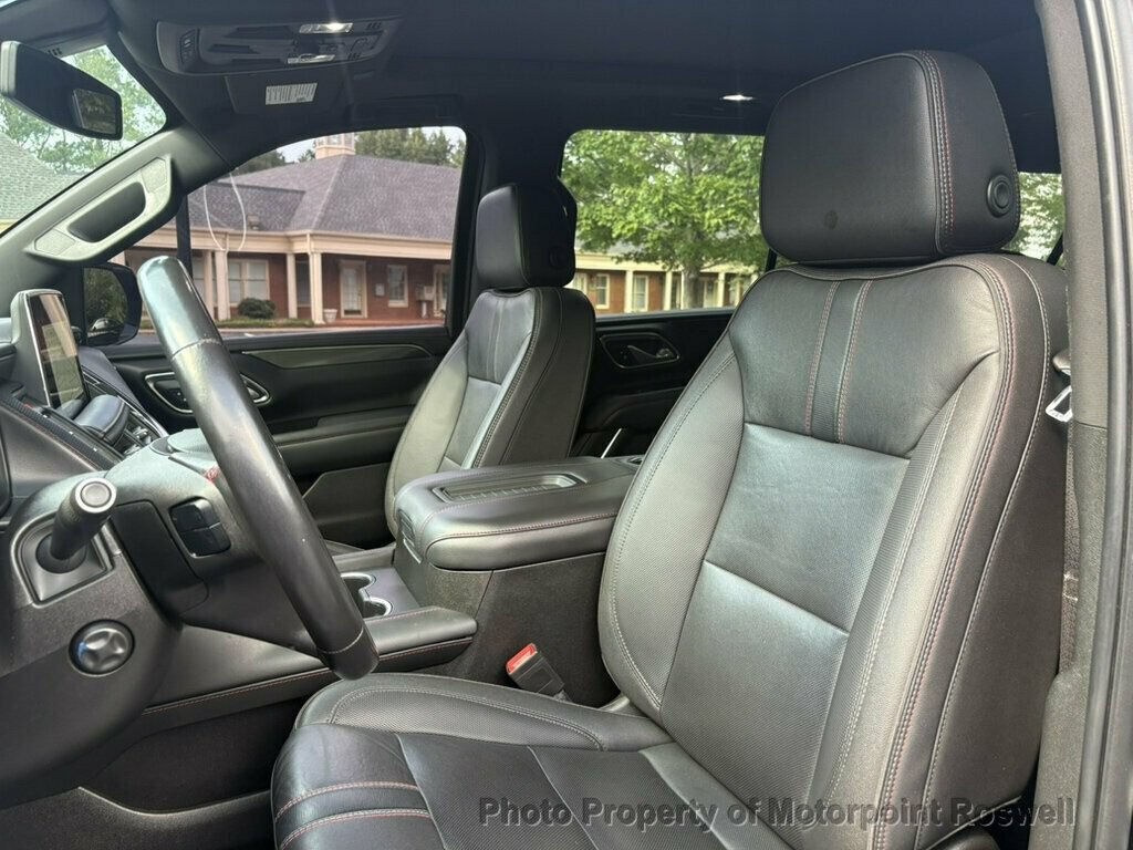 Used 2022 Chevrolet Suburban RST w/ Luxury Package RWD image 13
