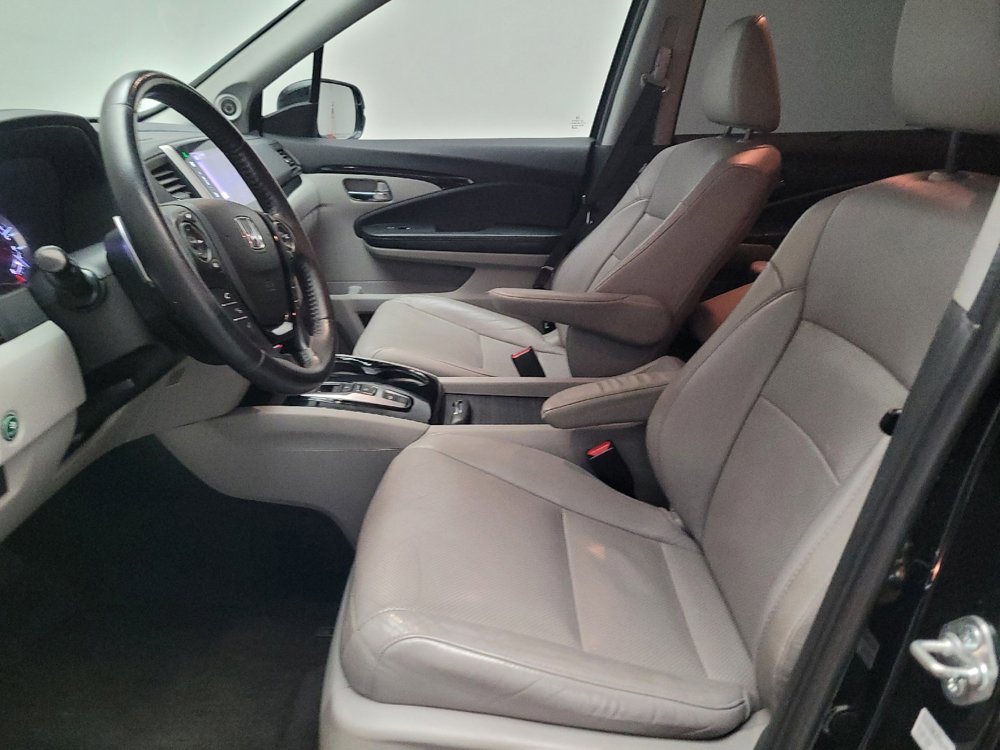 Used 2016 Honda Pilot Elite image 17