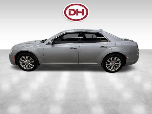 Used 2017 Chrysler 300 C w/ Safetytec Plus Group AWD/4WD image 10