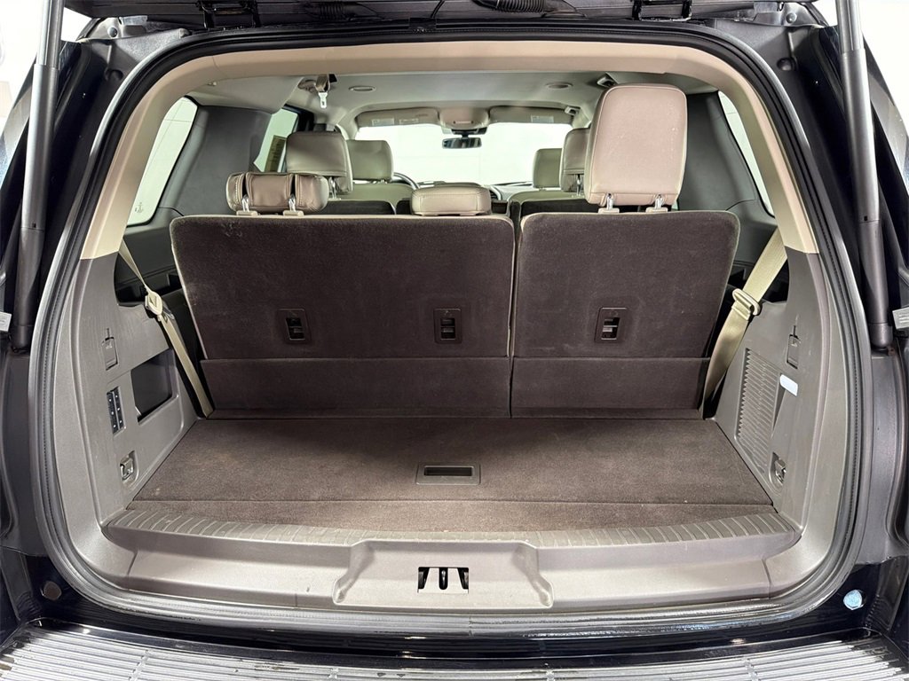 Used 2020 Ford Expedition XLT w/ Equipment Group 202A image 19