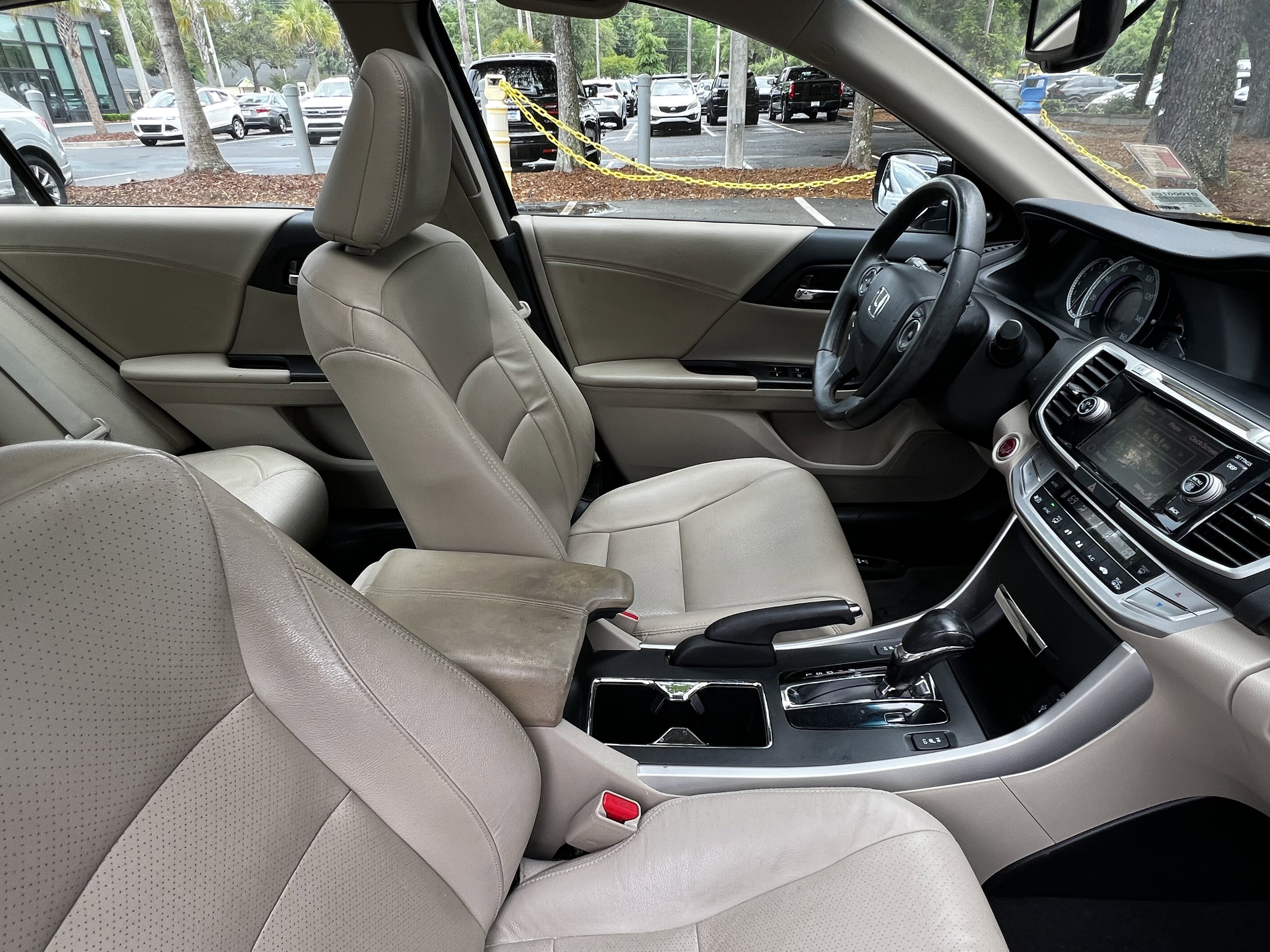 Used 2013 Honda Accord EX-L image 46