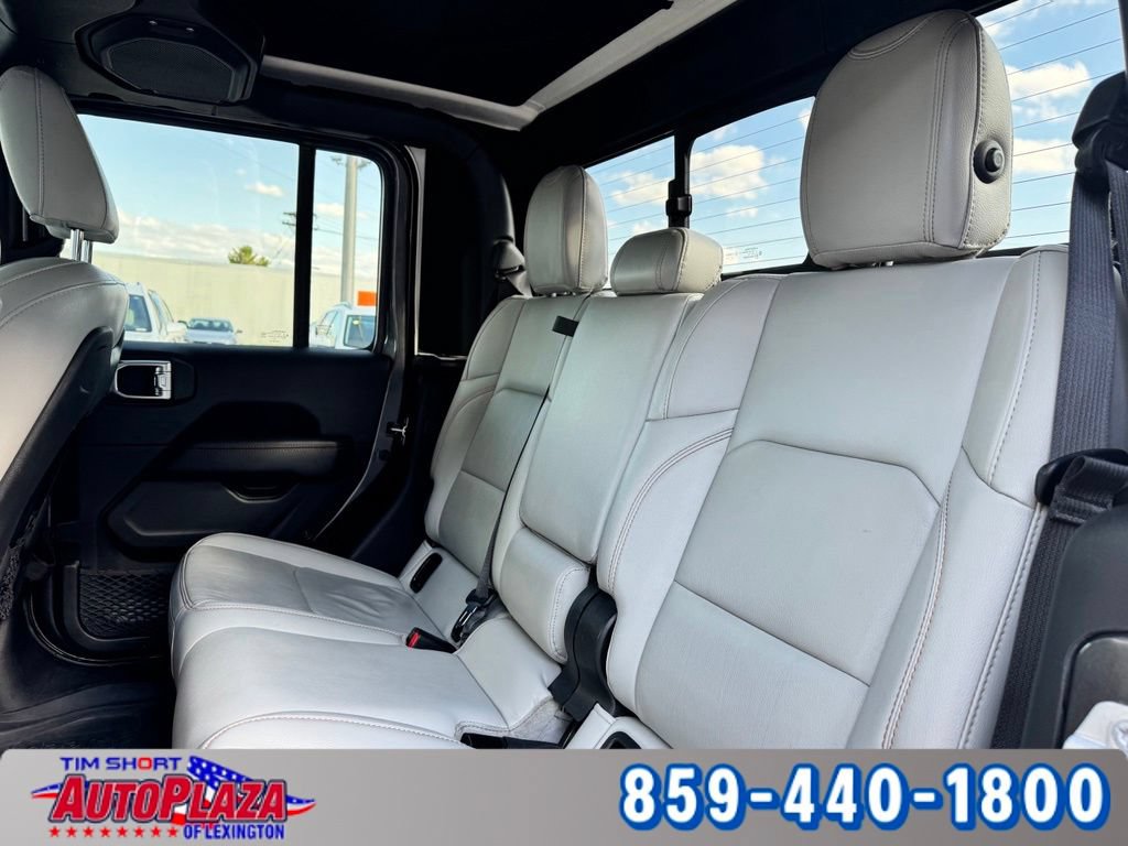 Used 2022 Jeep Gladiator Mojave w/ LED Lighting Group AWD/4WD image 34