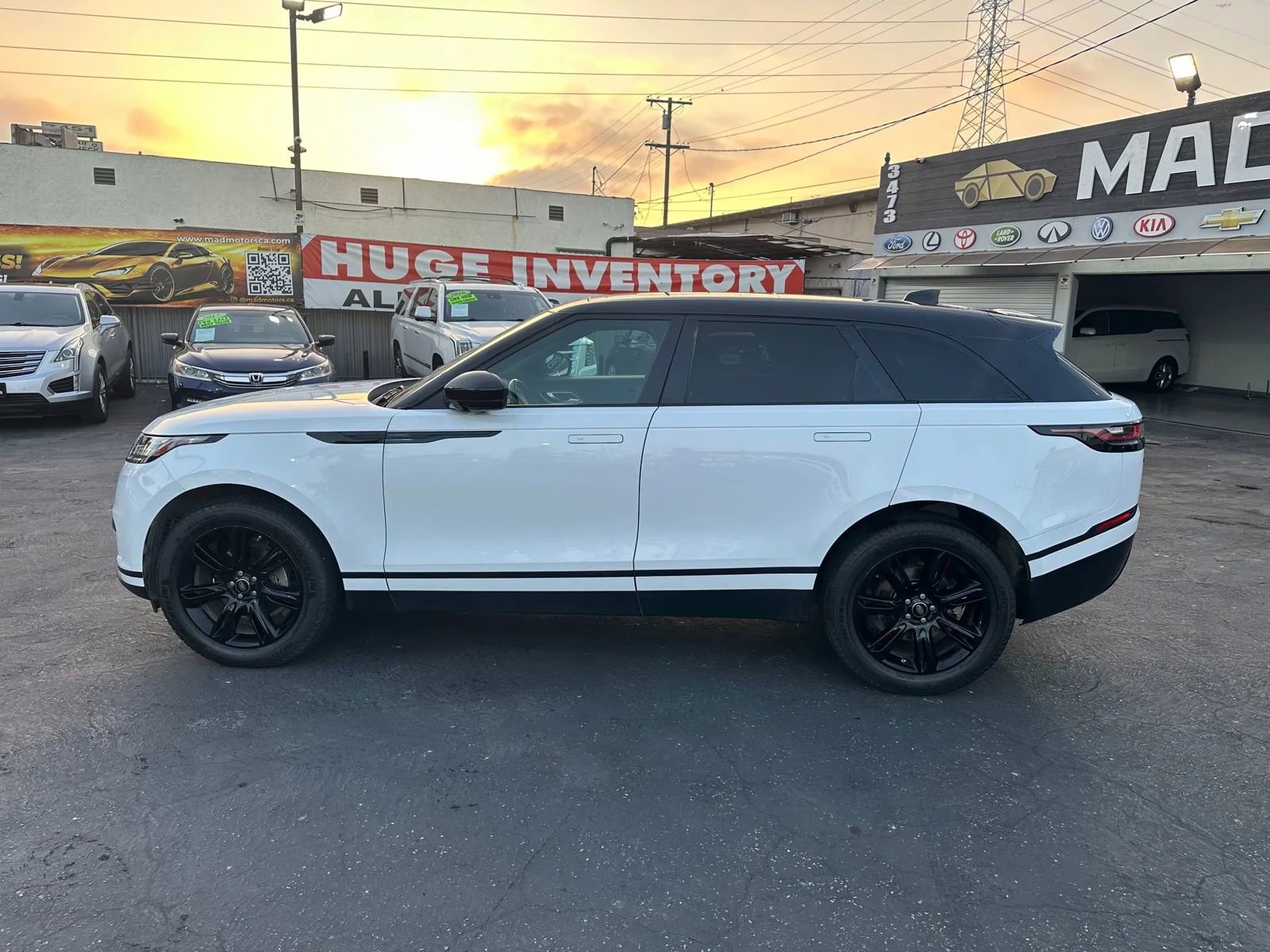 Used 2020 Land Rover Range Rover Velar S AWD/4WD image 5