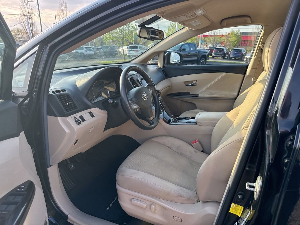 Used 2012 Toyota Venza LE w/ LE Convenience Pkg AWD/4WD image 8