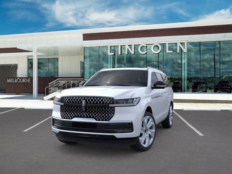 New 2025 Lincoln Navigator Reserve image 2