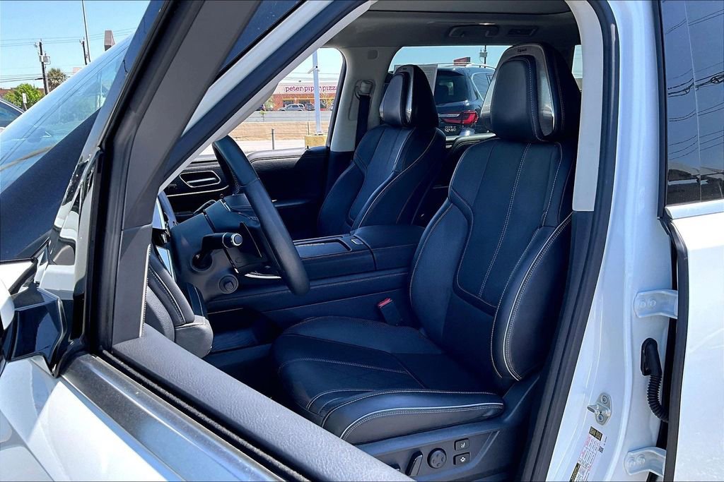 Certified 2025 INFINITI QX80 Sensory AWD/4WD image 37