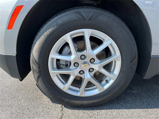 Used 2023 Chevrolet Equinox LT image 11
