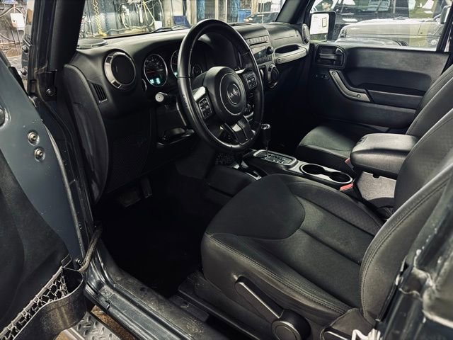 Used 2018 Jeep Wrangler Sport image 16
