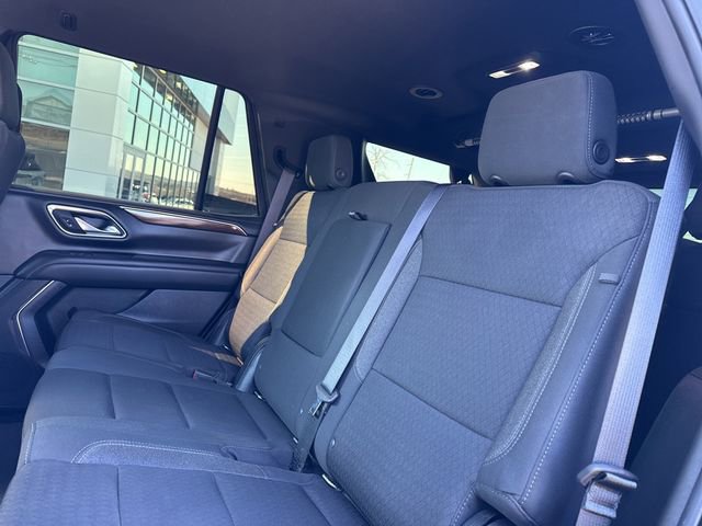 Used 2022 GMC Yukon SLE image 30