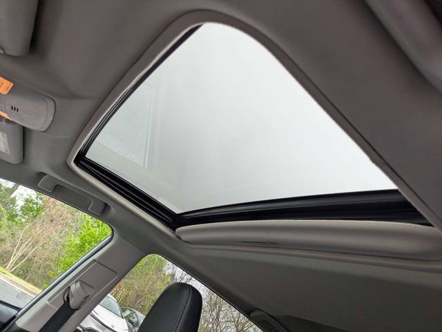 Used 2017 Toyota RAV4 Limited image 21