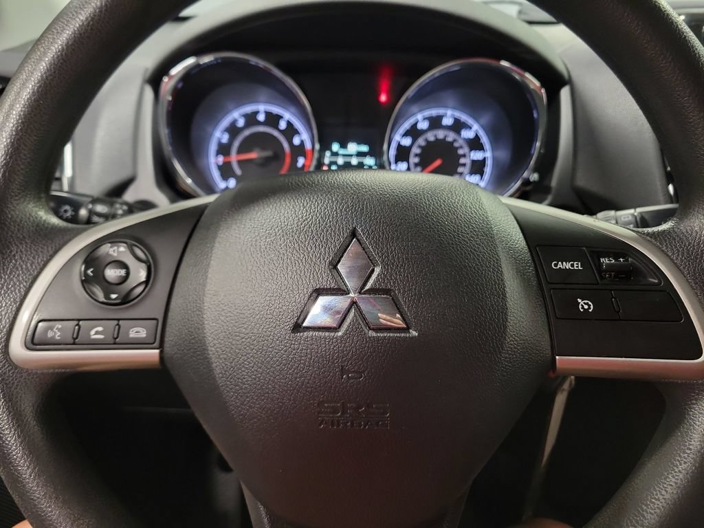 Used 2020 Mitsubishi Outlander Sport ES FWD image 15