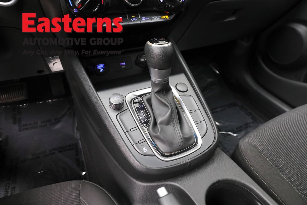 Used 2023 Hyundai Kona SEL w/ Cargo Package FWD image 14