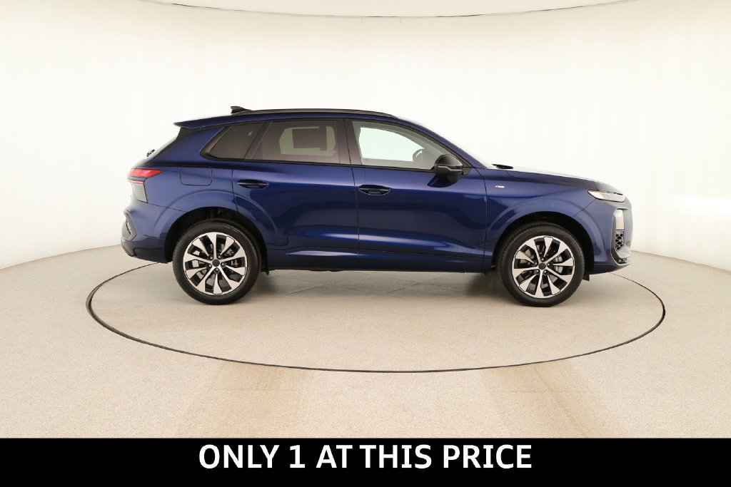 New 2026 Audi Q3 quattro 2.0T AWD/4WD image 8